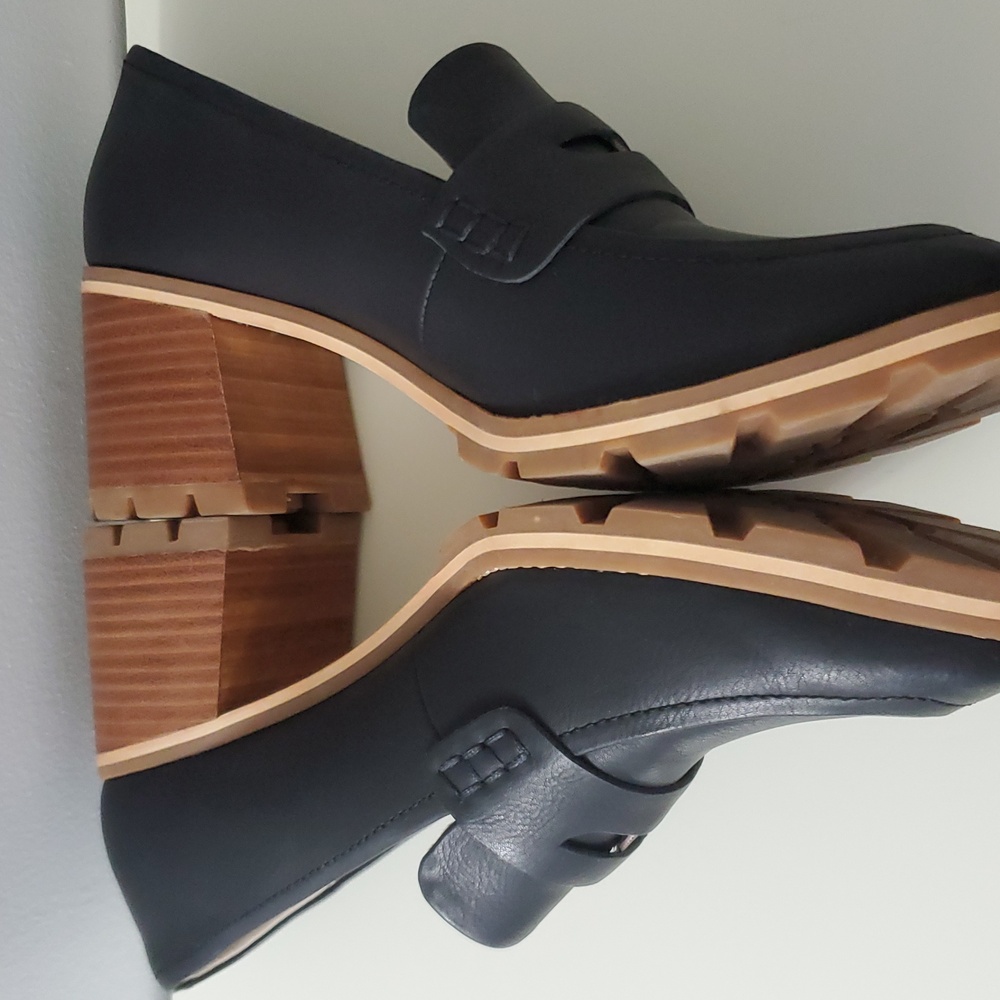 Korks By Kork-Ease Heeled Penny Loafers Black Size 9 Vegan Leather - Picture 7 of 11